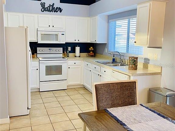 4th image of 4956 Trinidad Dr