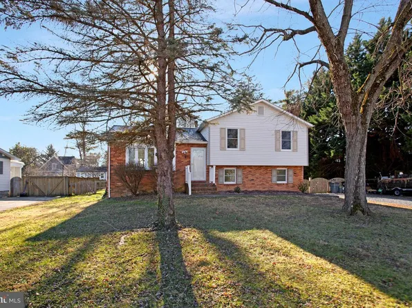 735 Whitehall Beach Rd, Annapolis, MD 21409