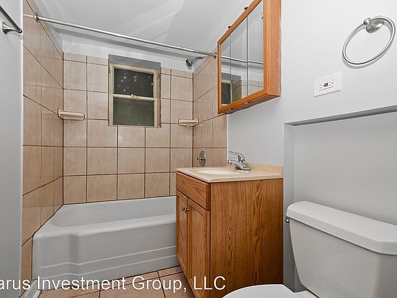 4th image of 6005 S Richmond St #Basement
