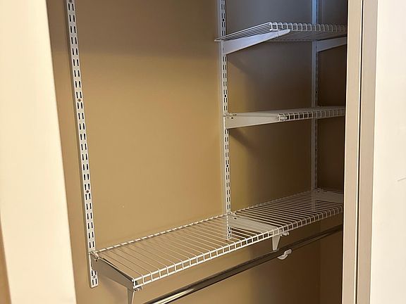 5th image of 503 N Pearl St APT 203
