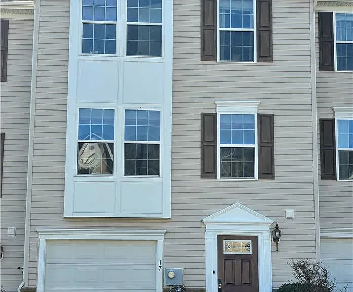 17 Red Rose Ln — Photo 1