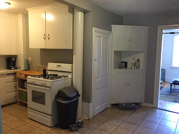 5th image of 182 N G St