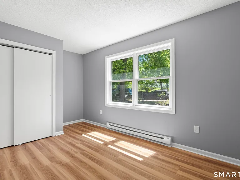 100 Meriden Rd #A — Photo 8