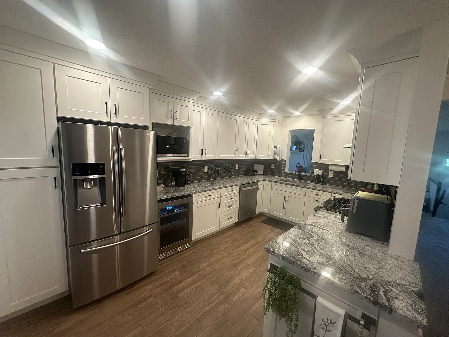 3 bed, 2.5 bath, 1742 sqft, $2,400 — Photo 4