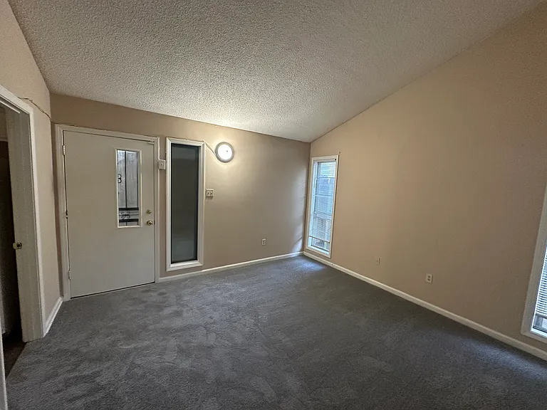 6491 Saginaw Rd — Photo 11