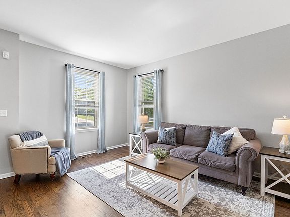 2nd image of 411 Frankfort Ave