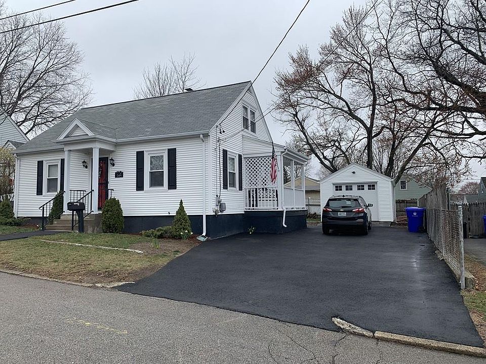 1st image of 145 Grosvenor Ave