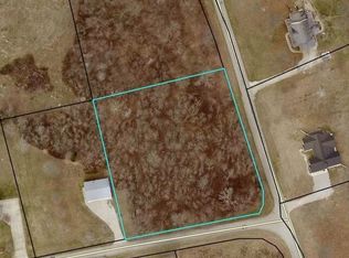 28 Freesia Ct, Brandenburg, KY 40108