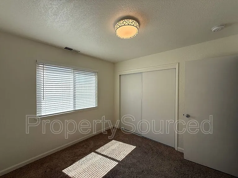 856 Nottingham Dr — Photo 27
