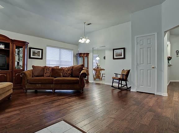 3rd image of 3811 Barrington Dr