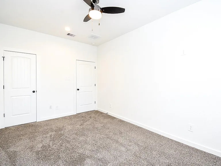 6828 Liverpool St — Photo 20