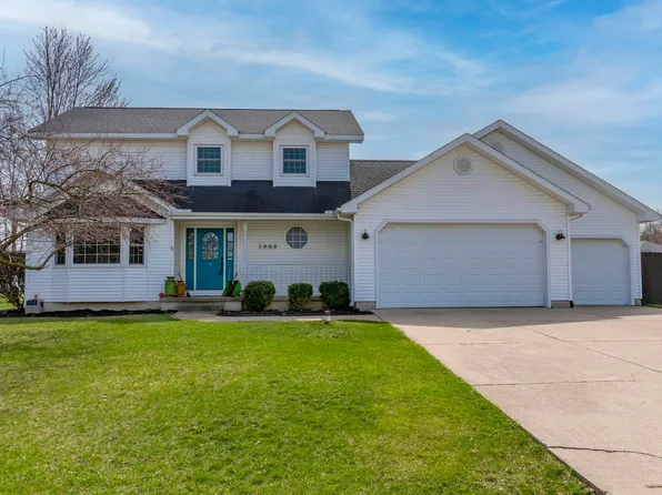 1935 E Timberline Cir N, Warsaw, IN 46582