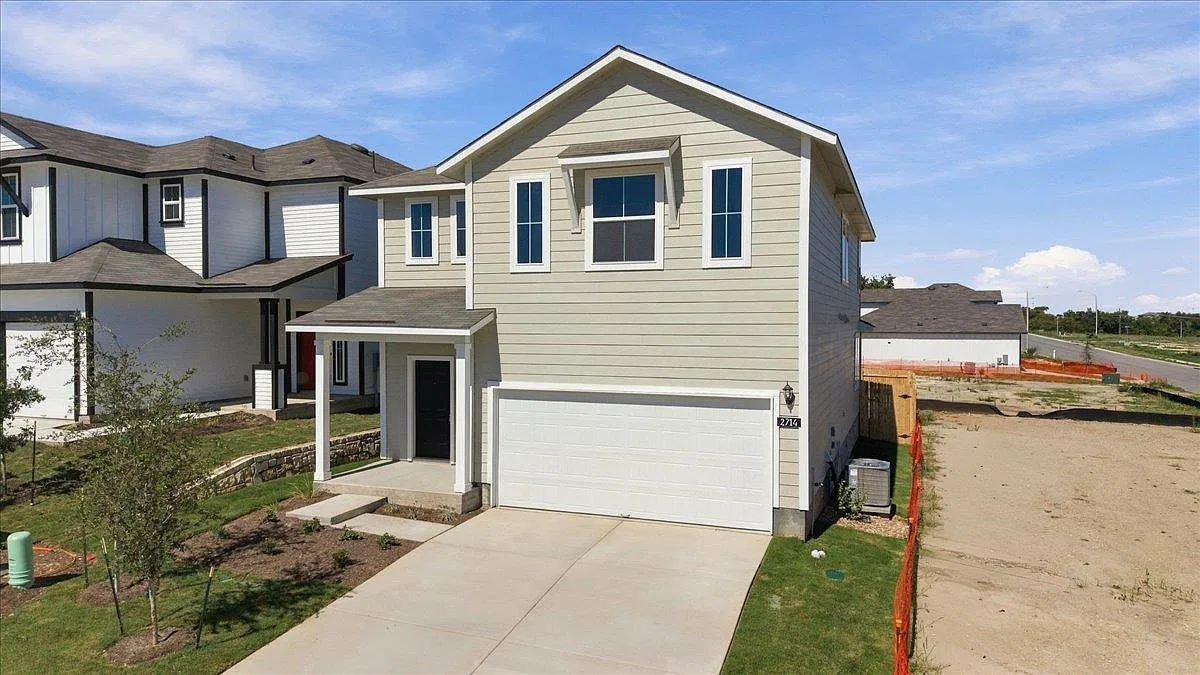 4 bed, 3.5 bath, 2446 sqft, $2,750 — Photo 4