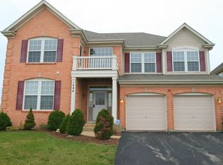 1404 Grand Pointe Blvd, Dundee, IL 60118