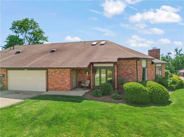 310 Greenwood Dr, Canonsburg, PA 15317