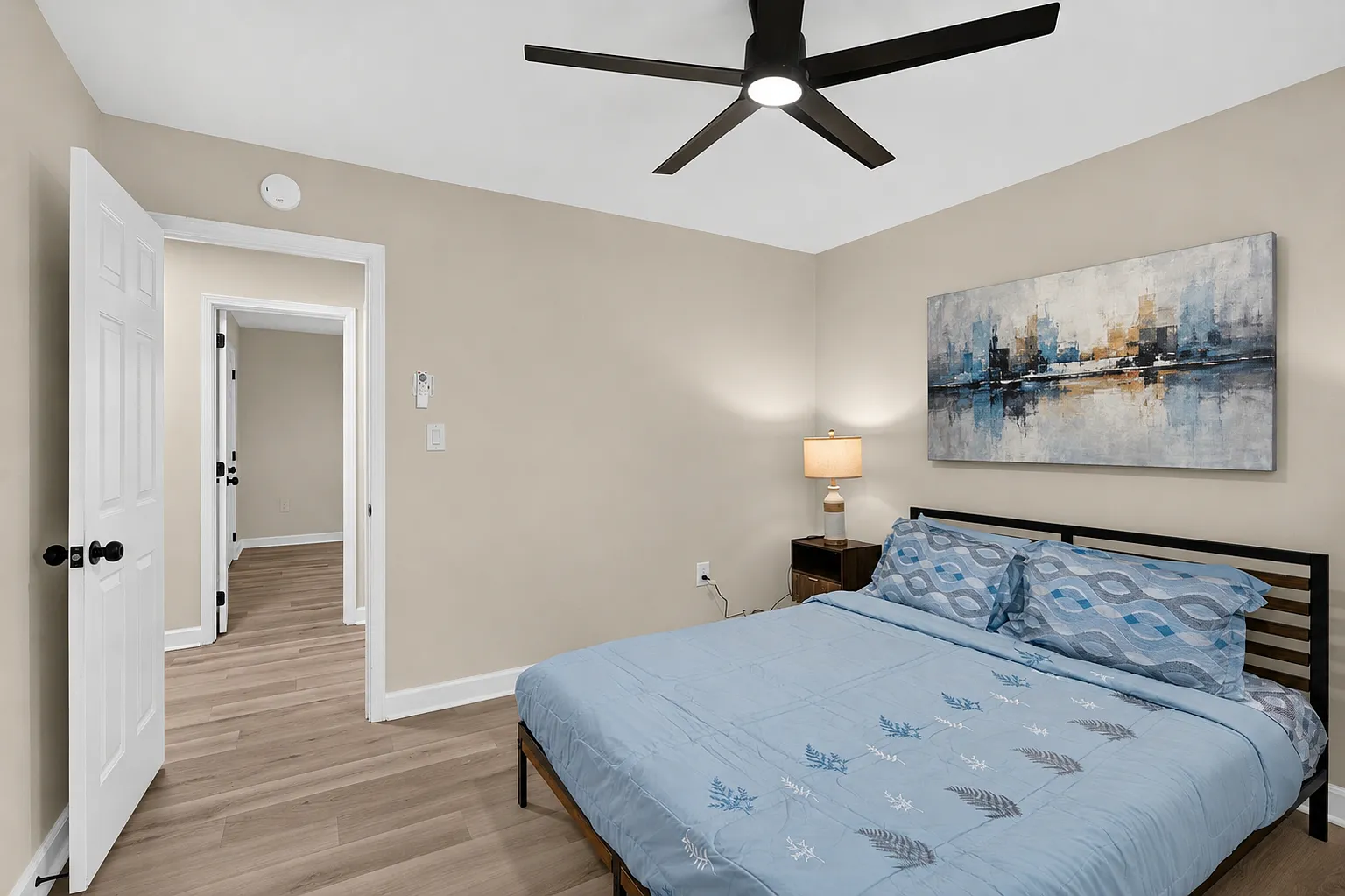 3 bed, 1530 sqft, $6,000 — Photo 3
