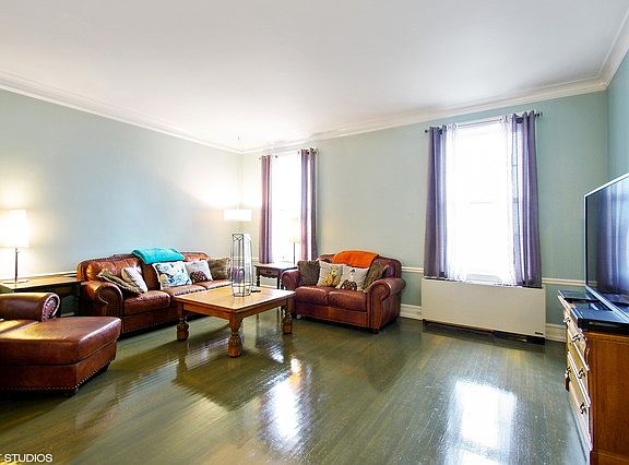 2nd image of 3314 N Lake Shore Dr APT 7D