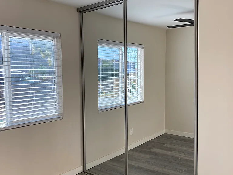 2813 Menlo Ave — Photo 24