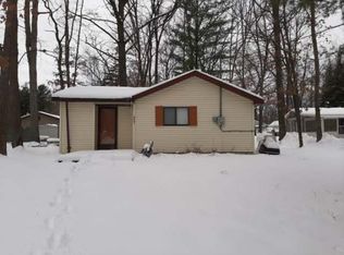 4041 Oak Hill Dr, Harrison, MI 48625