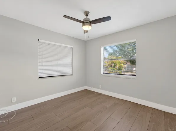 (undisclosed Address), Hollywood, FL 33020