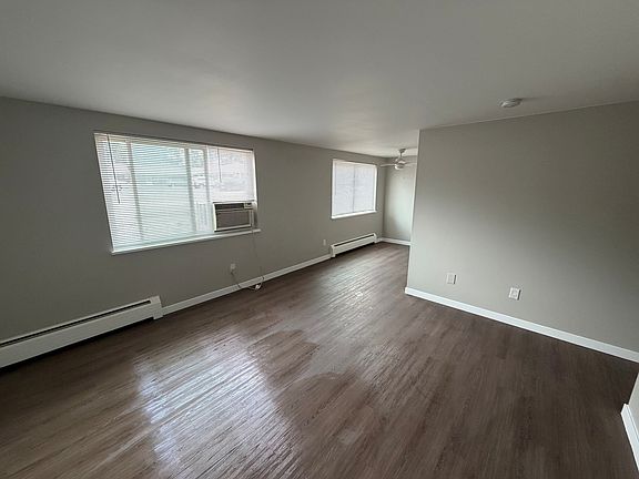 5th image of 4085 Harlan St #8B