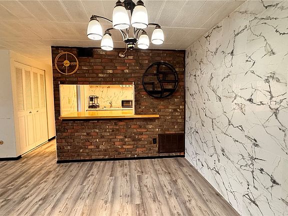 5th image of 323 Ridge Point Cir APT A11