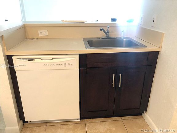 4th image of 12950 Vista Isles Dr APT 417