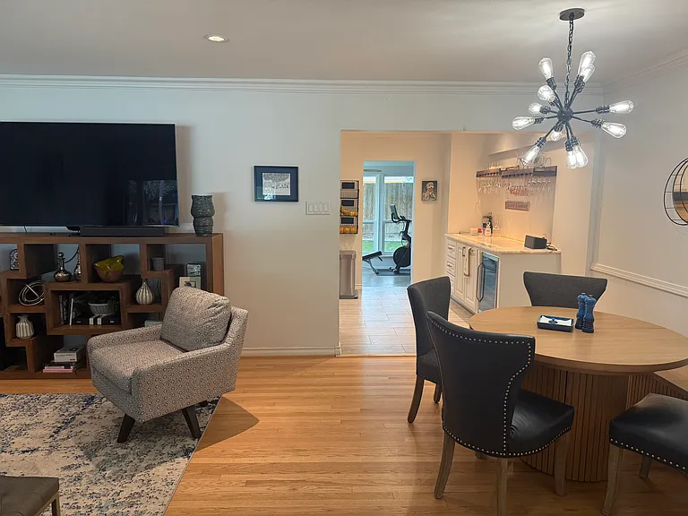 3609 Waldorf Dr — Photo 4