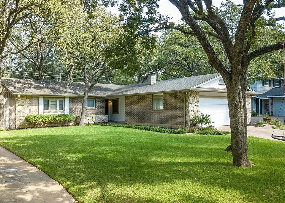 1st image of 3409 Somerset Dr