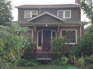 5709 30th Ave NE, Seattle, WA 98105