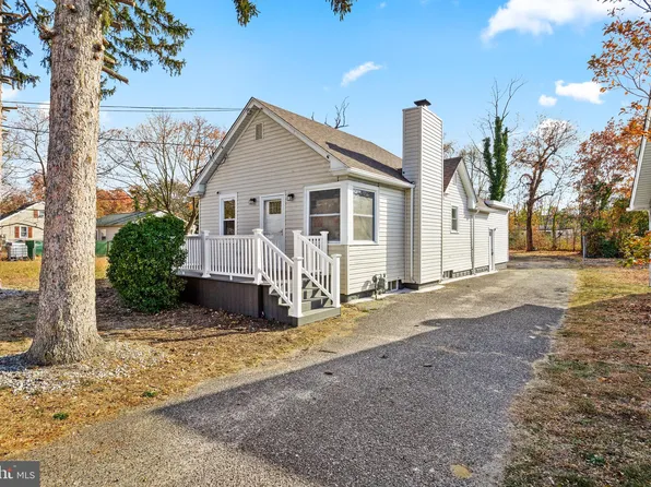 509 E Laurel St, Vineland, NJ 08360