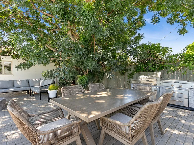 3102 E Whitton Ave — Photo 15
