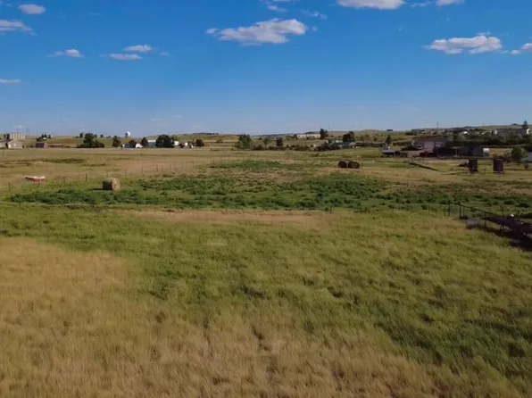12666 Misty Creek Rd, Watford City, ND 58854