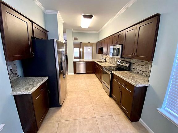 5th image of 6653 Queensclub Dr