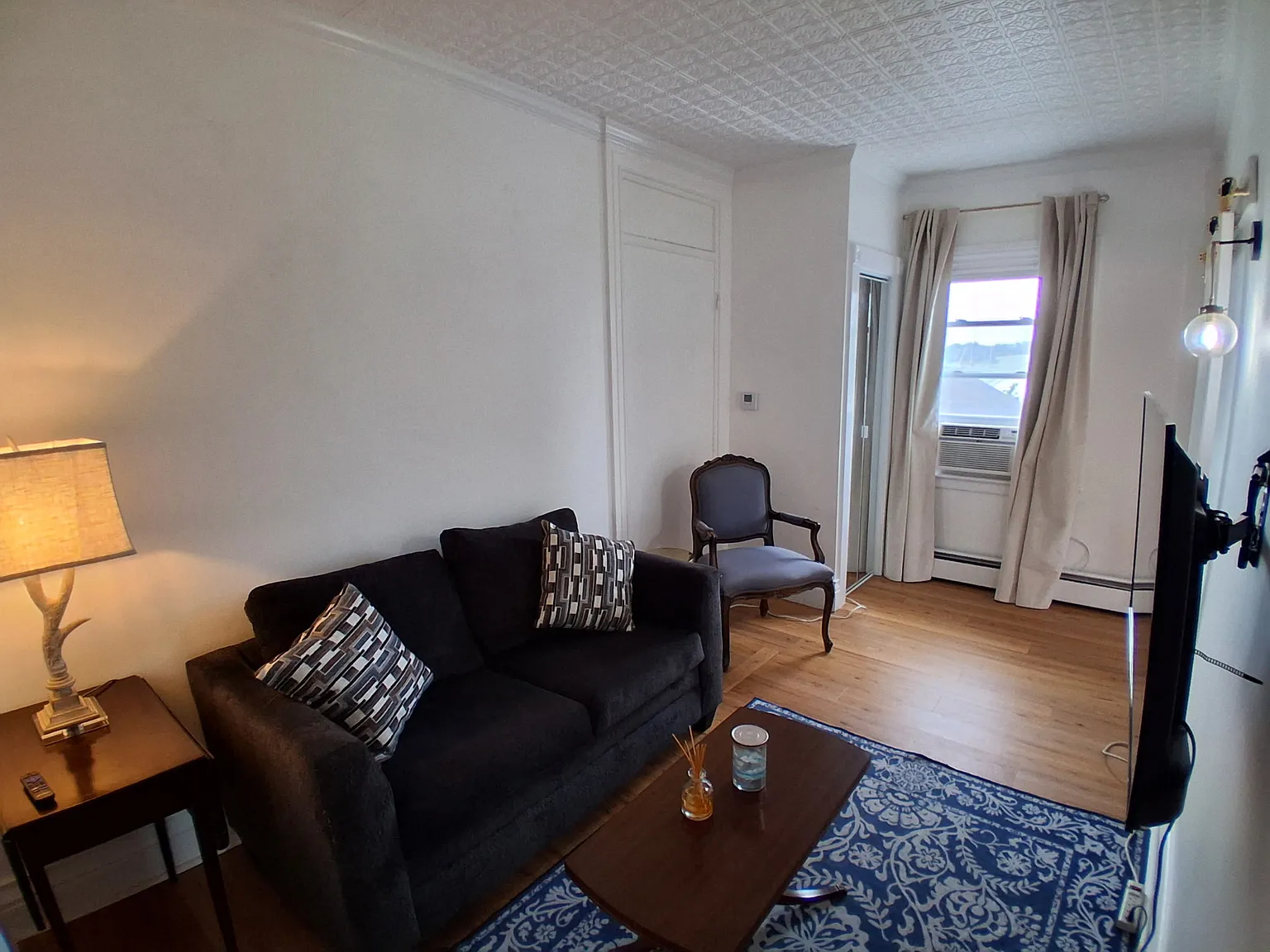 1 bed, 825 sqft, $2,950 — Photo 4