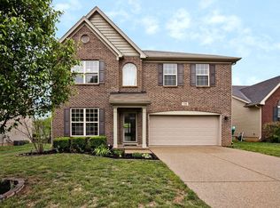 7238 Black Walnut Cir, Louisville, KY