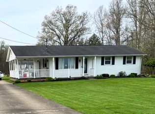 496 W Pine Lake Rd, Sebring, OH 44672