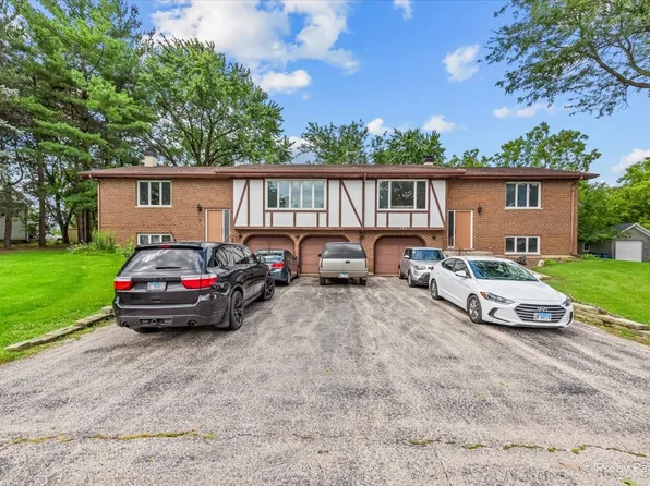 494-496 South St, Burlington, IL 60109