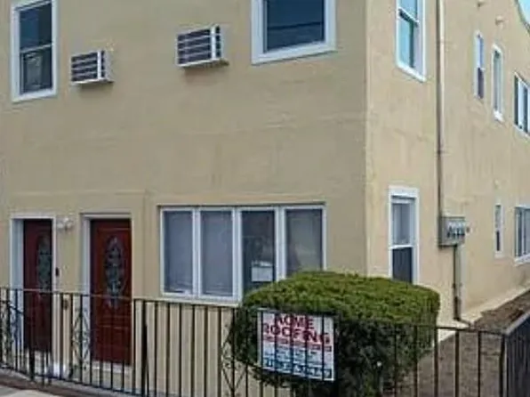 3002 Voorhies Ave #2F, Brooklyn, NY 11235