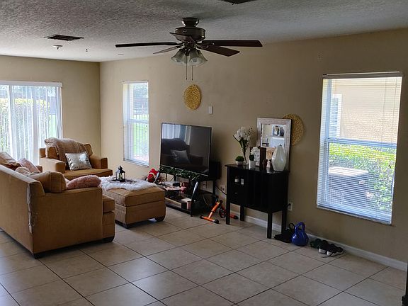 4th image of 3499 Caruso Pl