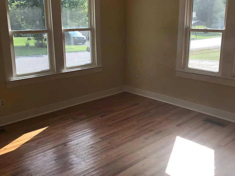 203 Kingwood Ave — Photo 1