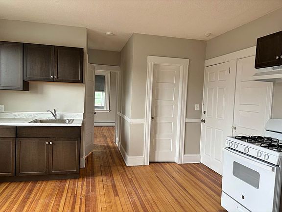 2nd image of 18 Kelsey St APT 3