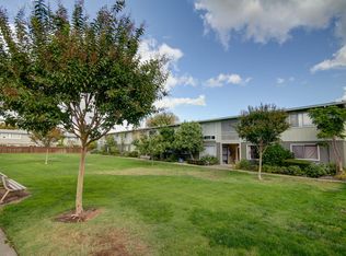 1056E Los Gamos Rd, San Rafael, CA 94903