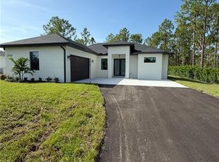 3722 29th Ave NE, Naples, FL 34120