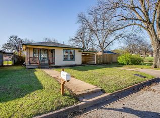 1123 Bales St, Cleburne, TX 76033