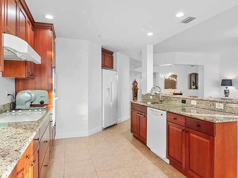 6061 Silver King Blvd #1 — Photo 11