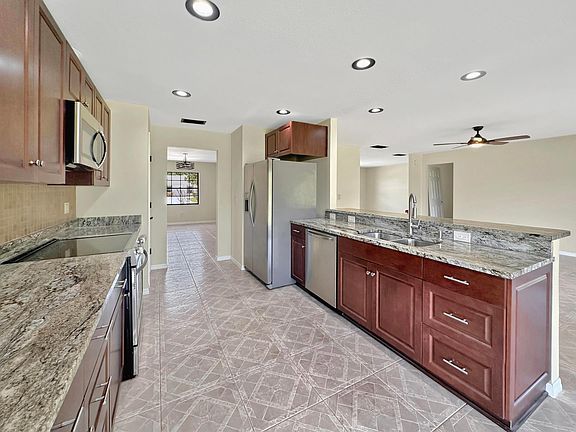 5th image of 5208 Eagle Drive