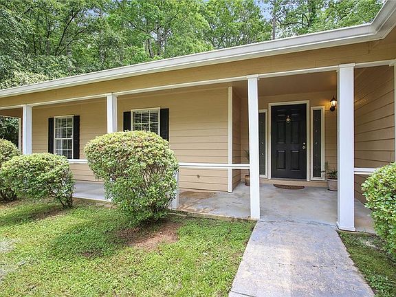 2nd image of 125 Karla Ct