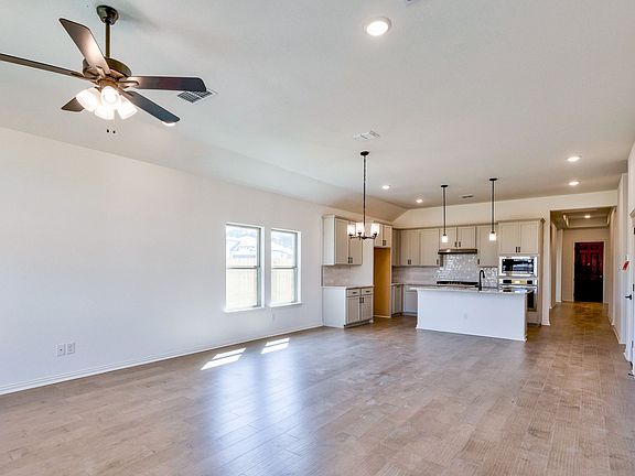 3rd image of 156 Du Bois Ln