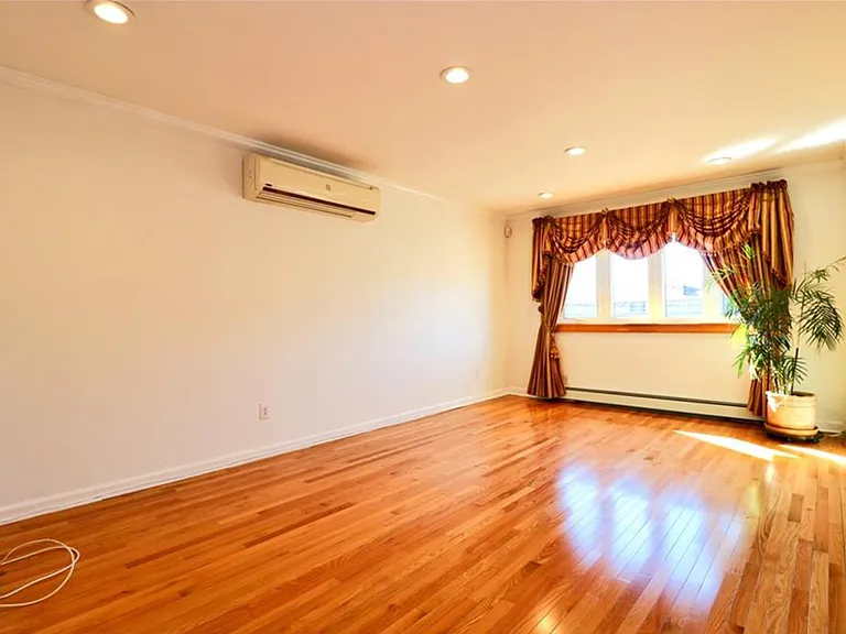 1535 E Gun Hill Rd #2 — Photo 1